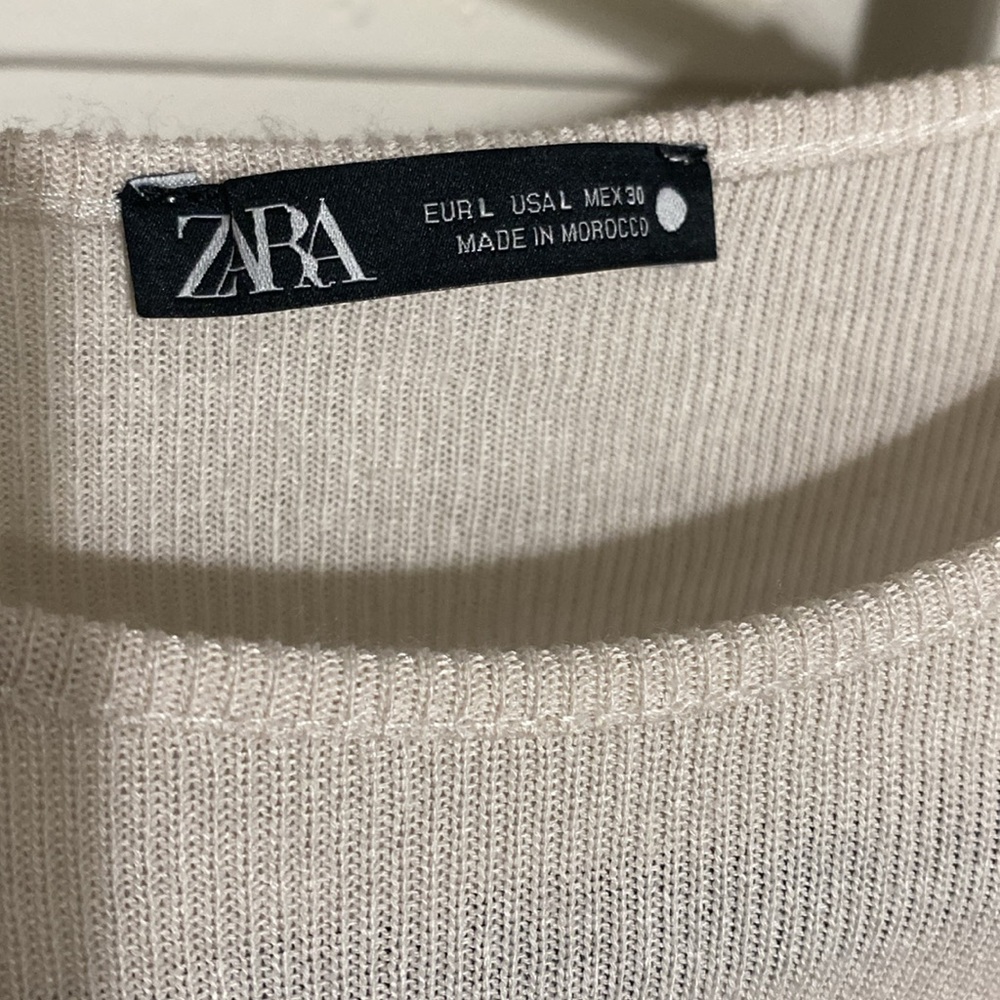 Zara Top - Picture 2 of 5